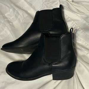 Chelsea Boots